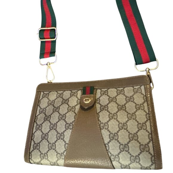 Converted GUCCI Vintage GG Sherry Line PVC Leather Green & Red Clutch Bag - Picture 1 of 12